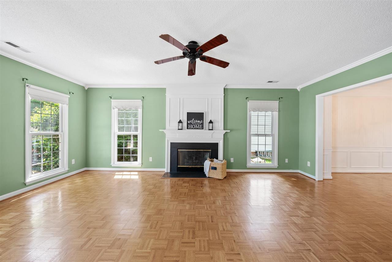 9621 Miranda Drive Raleigh, NC 27617 - Photo 4 of 30 Formal Living Room