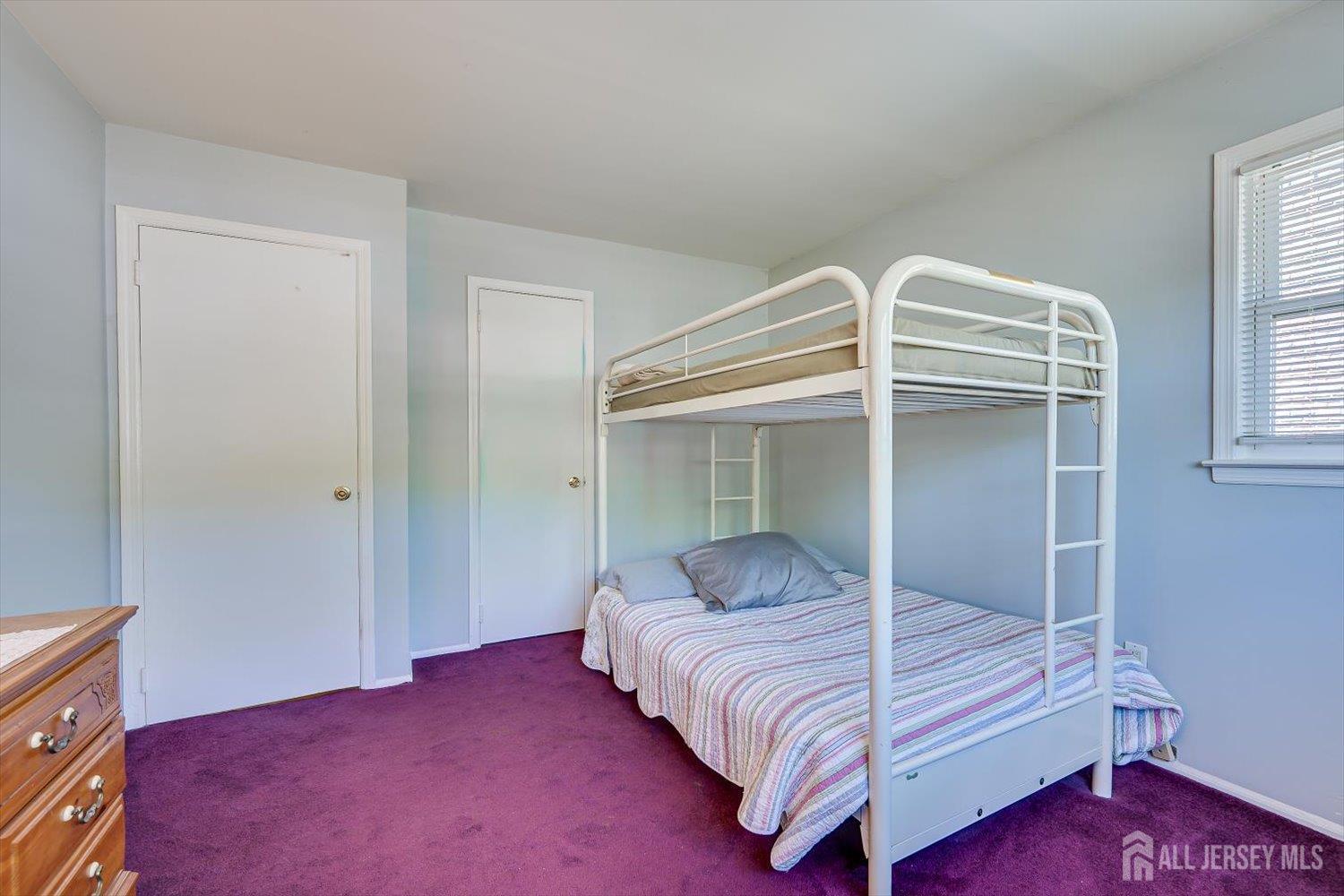 27 Eileen Way Edison, NJ 08837 - Photo 31 of 42