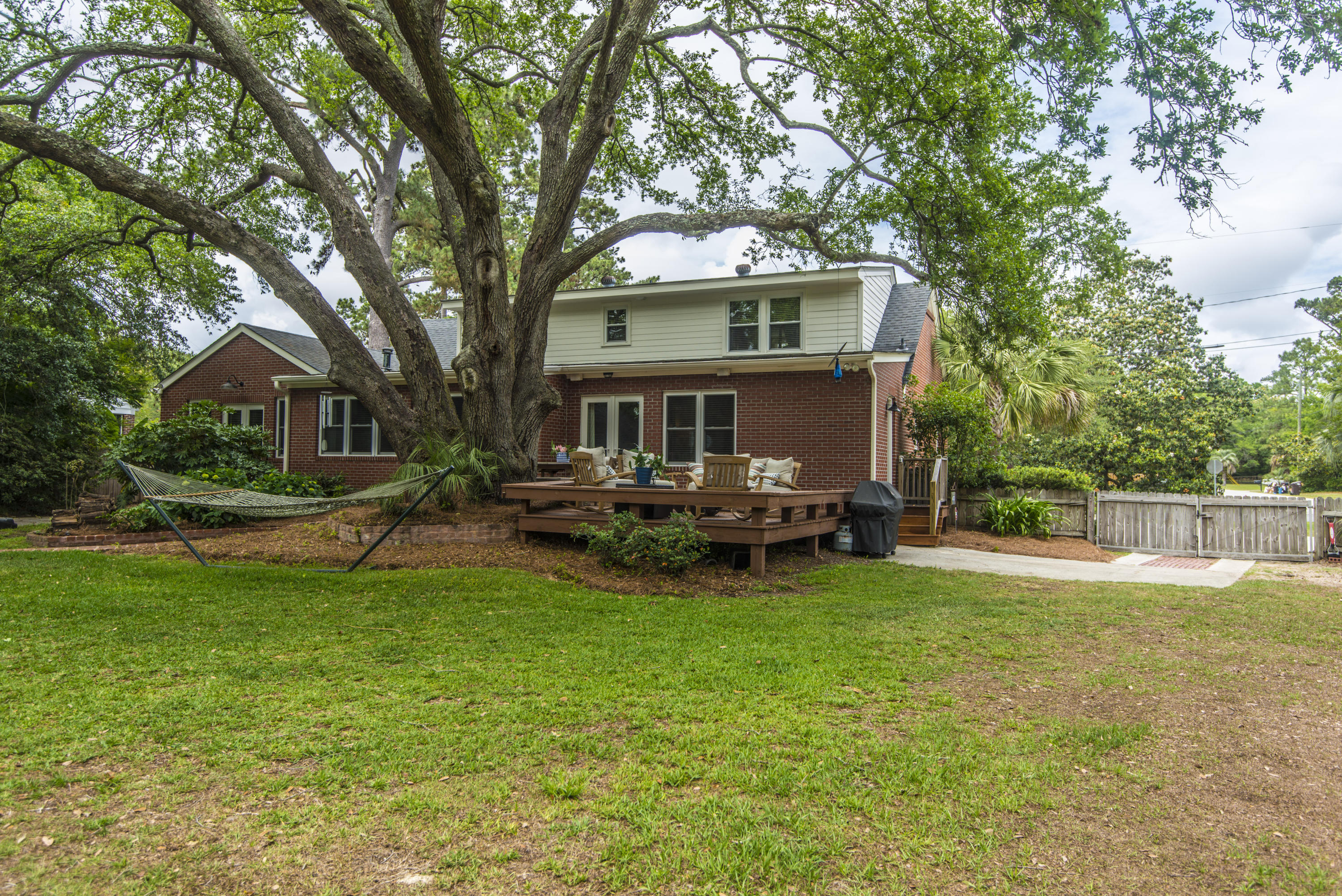 411 Japonica Road Mount Pleasant, SC 29464 - Photo 3 of 29 Rear