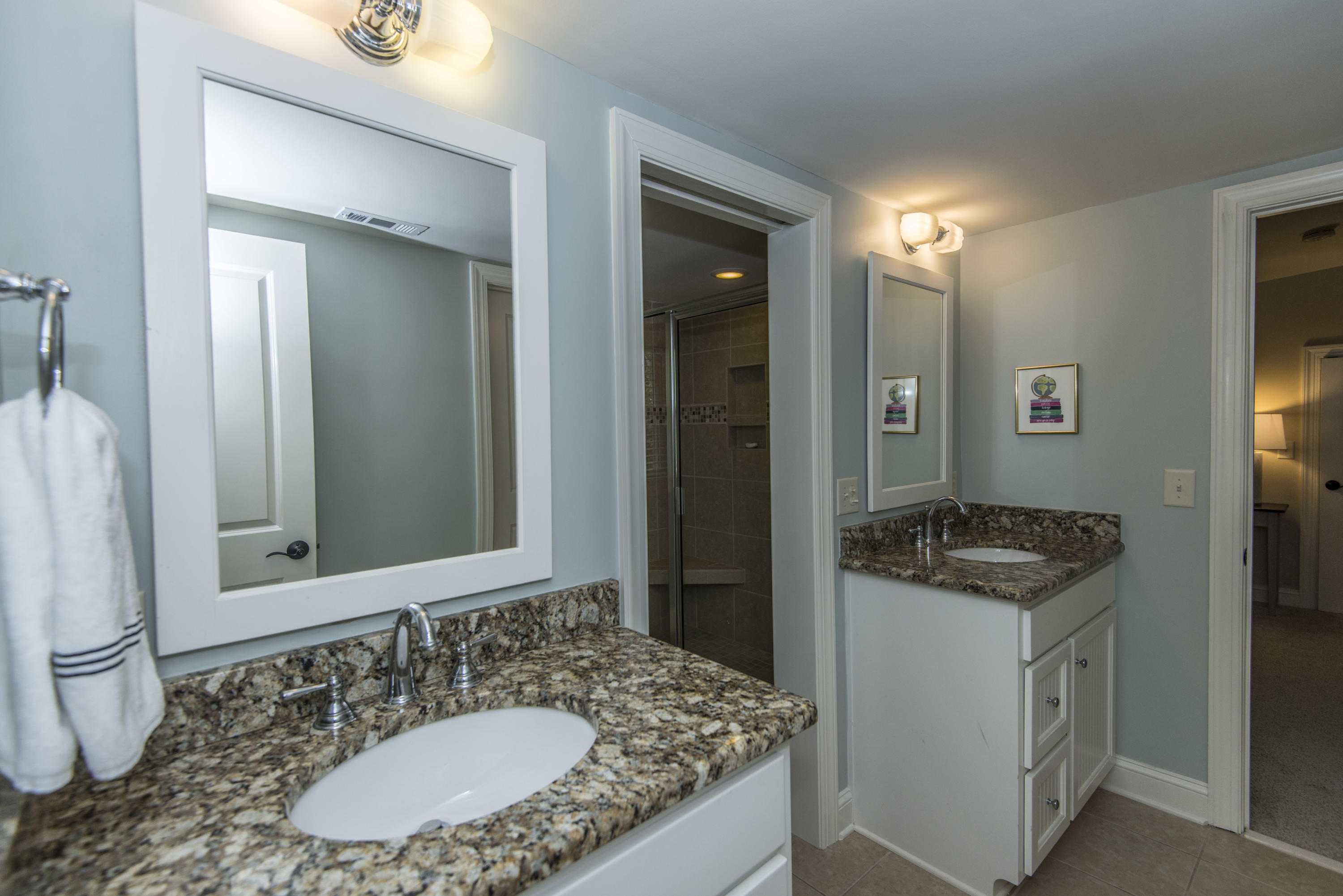 411 Japonica Road Mount Pleasant, SC 29464 - Photo 25 of 29 Jack and Jill Bath