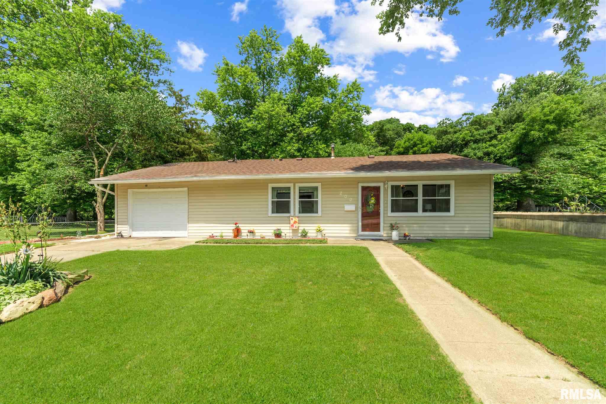 200 Algonquin Road Marquette Heights, IL 61554 - Photo 1 of 40 Gallery Image 1
