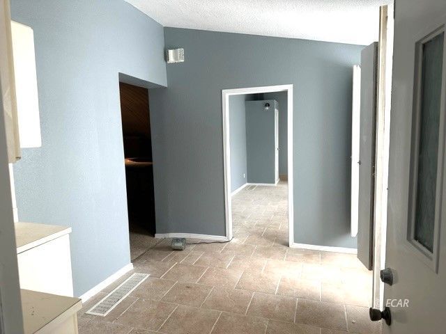 519 Spring Creek Parkway Spring Creek, NV 89815 - Photo 4 of 17