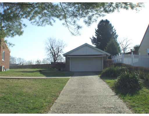 122 Flora Road Baldwin, PA 15227 - Photo 8 of 8 Land/Lot. 2 Car Detached Garage