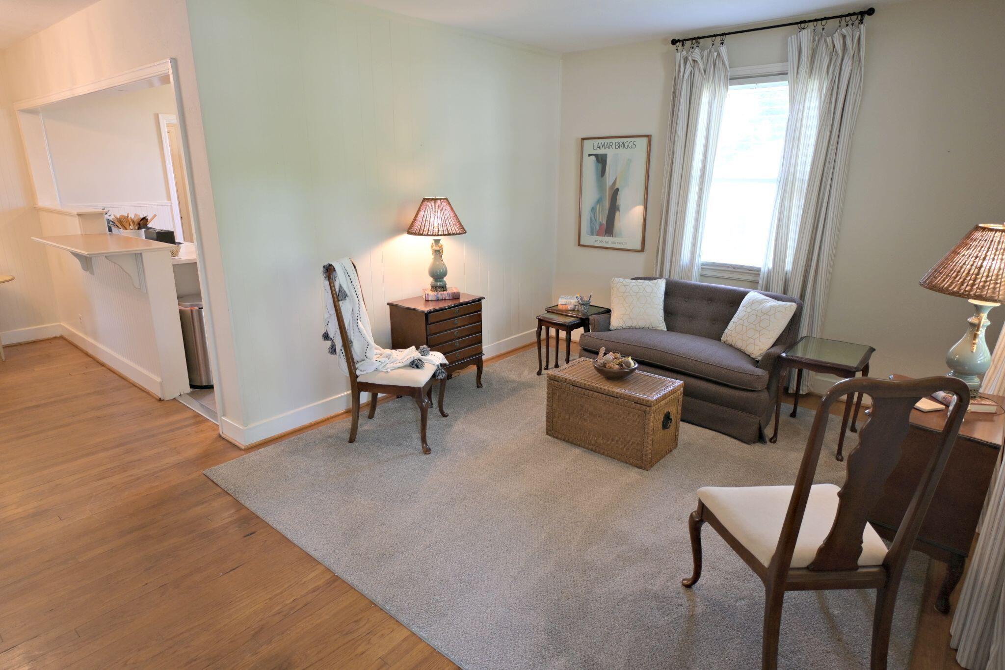 1601 Maxwell Road Chattanooga, TN 37412 - Photo 4 of 29 From front entry