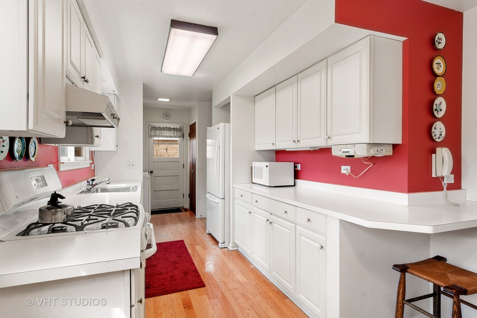 2831 Aspen Road Northbrook, IL 60062 - Photo 3 of 20