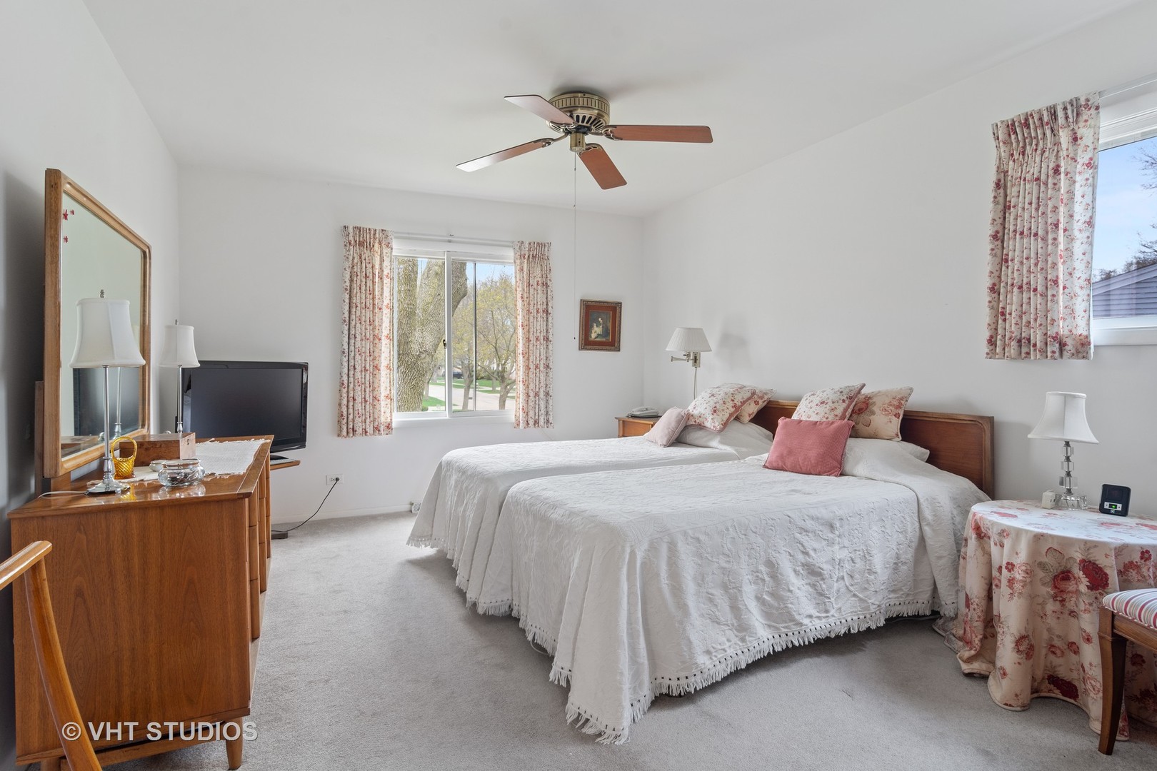 2831 Aspen Road Northbrook, IL 60062 - Photo 8 of 20