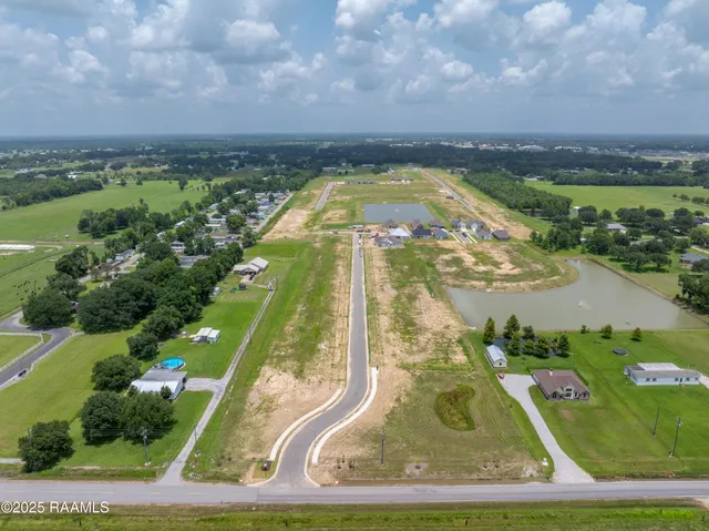 $255,900 | 207 Long Creek, Scott, LA 70583