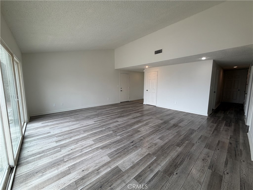 12561 Garber Street Pacoima, CA 91331 - Photo 6 of 37