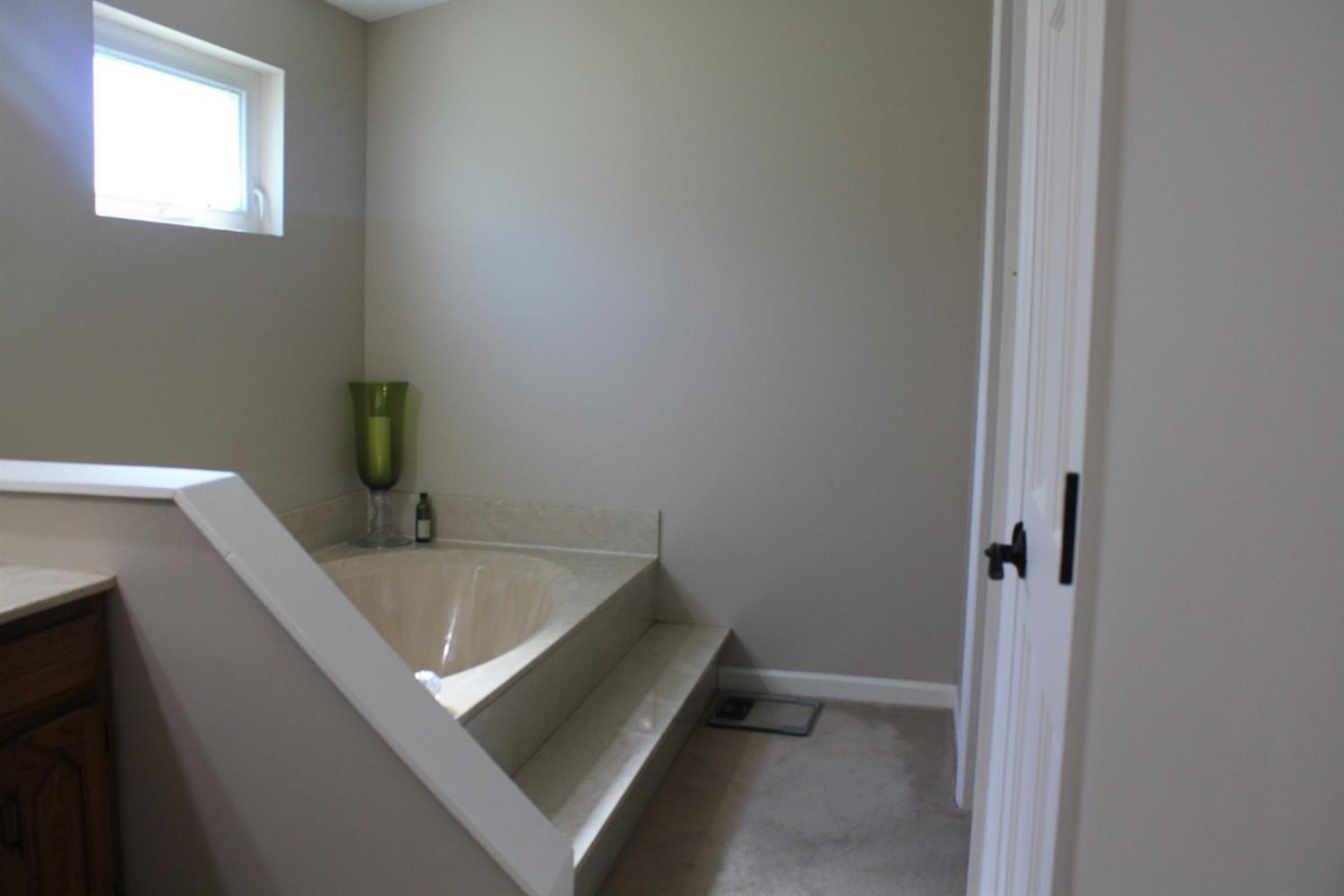1062 Rockbridge Road Lexington, KY 40515 - Photo 10 of 21 Listing Photo
