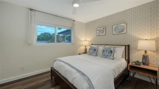 $775,000 | 2426 Wisteria Street, Sarasota, FL 34239