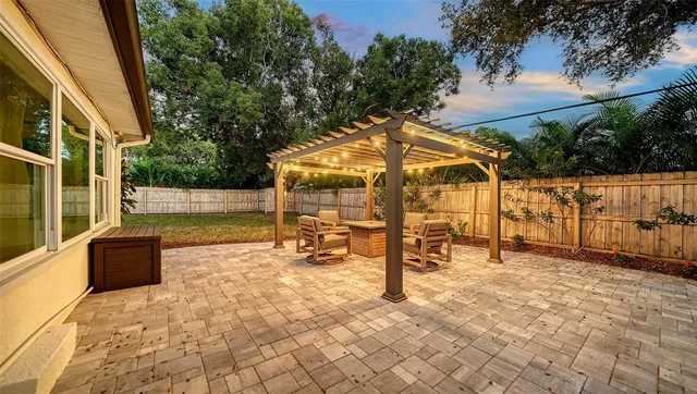 $775,000 | 2426 Wisteria Street, Sarasota, FL 34239