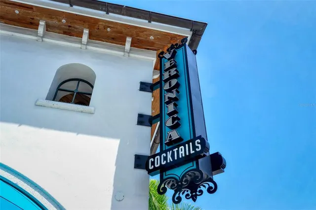 $775,000 | 2426 Wisteria Street, Sarasota, FL 34239