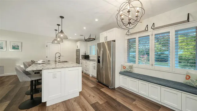 $775,000 | 2426 Wisteria Street, Sarasota, FL 34239