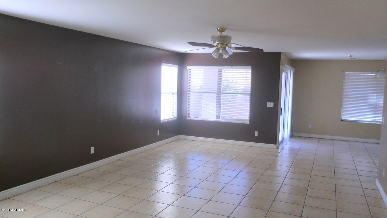 3304 South Conestoga Road Apache Junction, AZ 85119 - Photo 2 of 15 HUGE GREAT ROOM