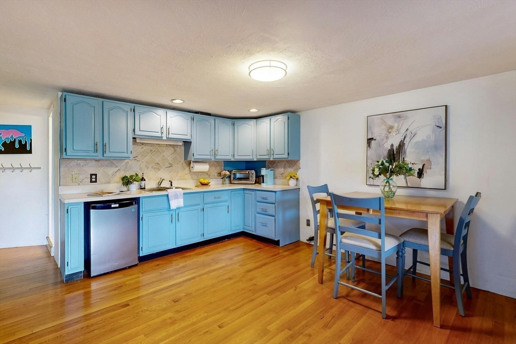 39 Botolph Street Melrose, MA 02176 - Photo 31 of 42