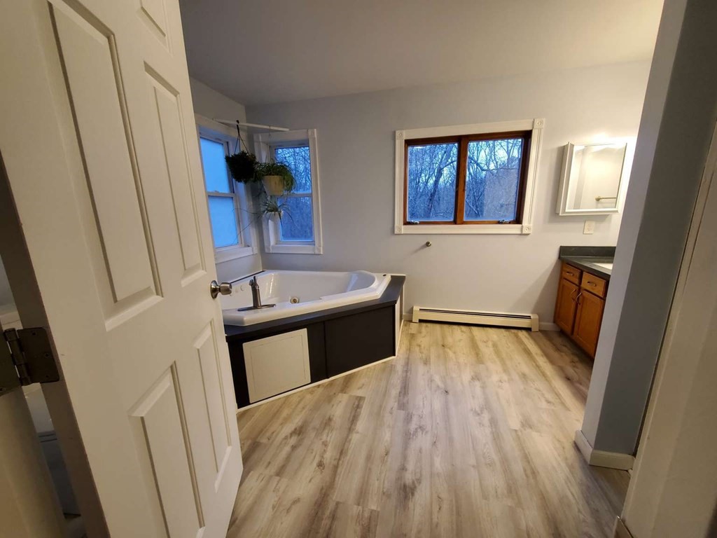 72 Fort Hill Road Oxford, MA 01540 - Photo 21 of 39 Gallery Image 21