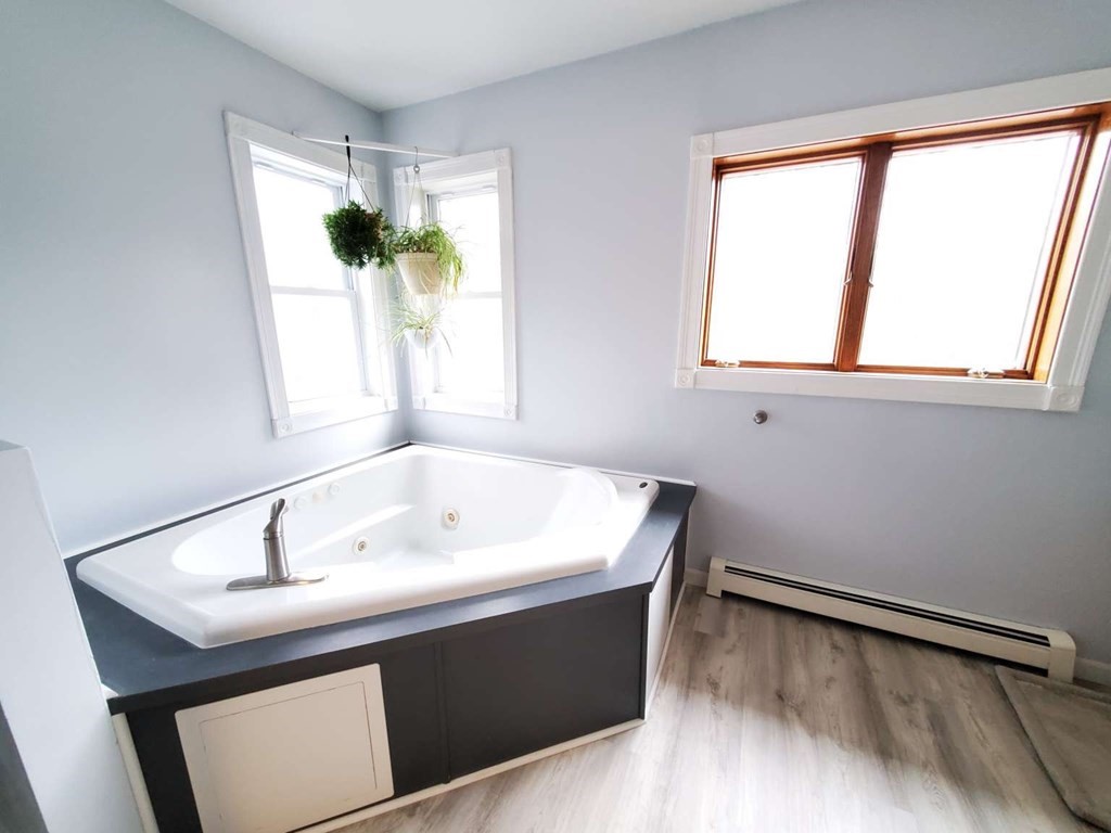 72 Fort Hill Road Oxford, MA 01540 - Photo 24 of 39 Gallery Image 24