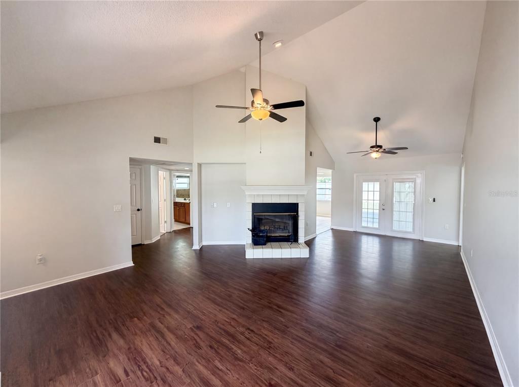 7221 Hideaway Trail New Port Richey, FL 34655 - Photo 8 of 34