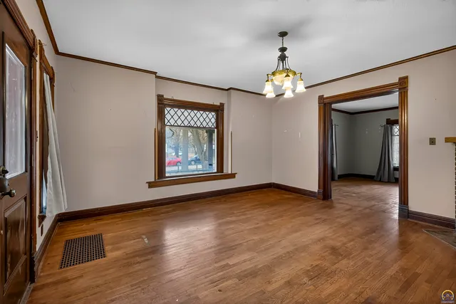 $99,900 | 1272 Southwest Buchanan Street, Topeka, KS 66604