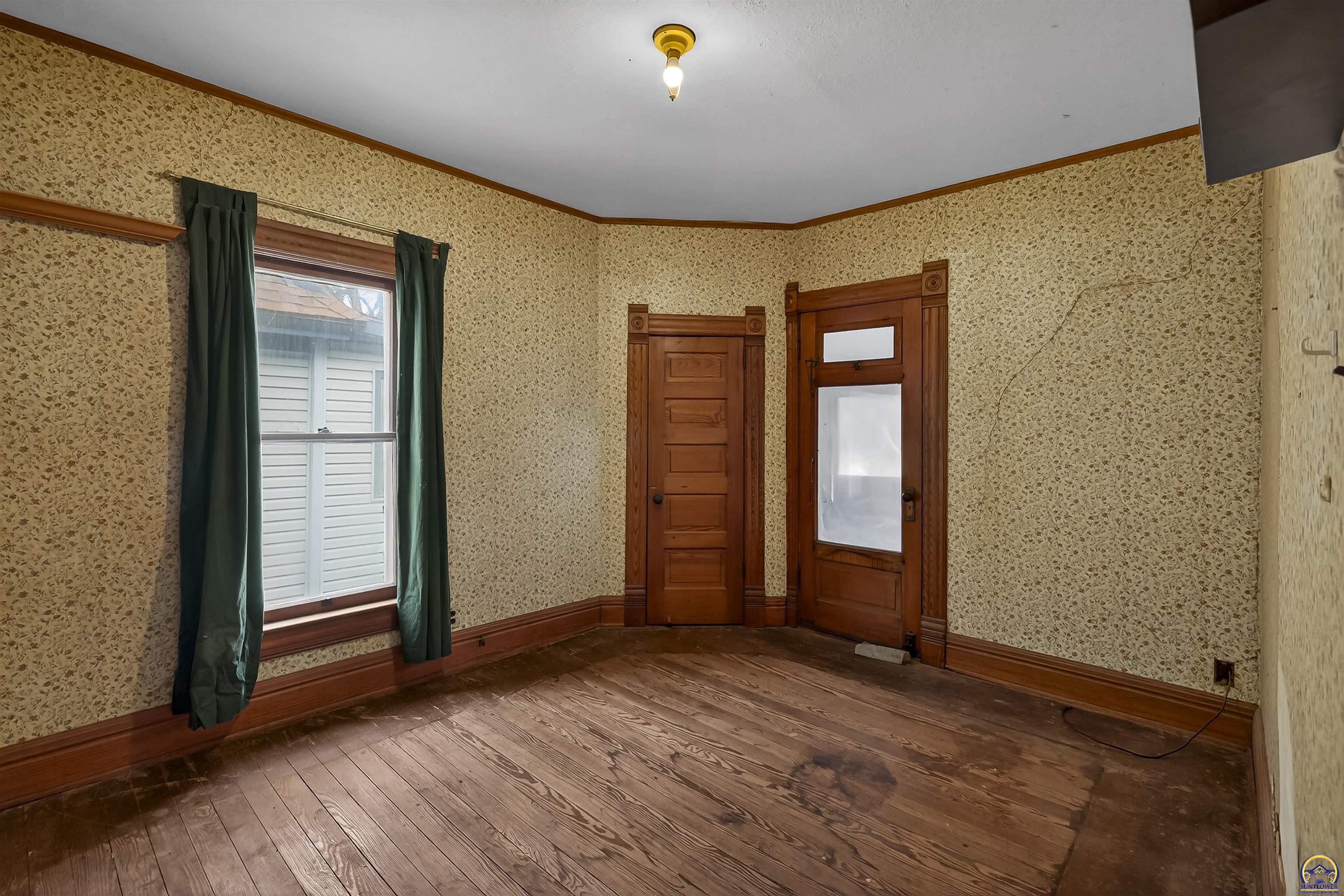 1272 Southwest Buchanan Street Topeka, KS 66604 - Photo 15 of 29