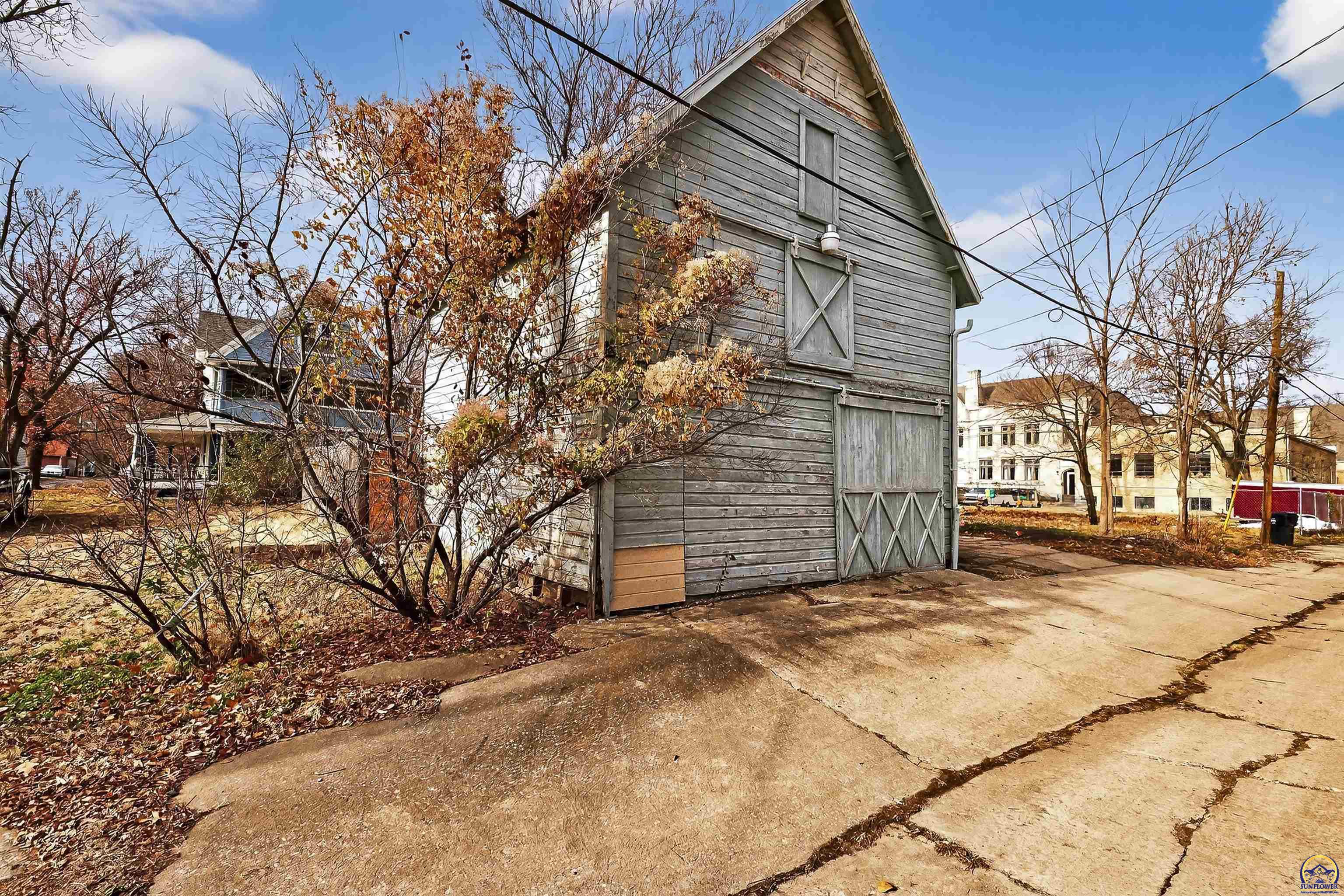 1272 Southwest Buchanan Street Topeka, KS 66604 - Photo 25 of 29