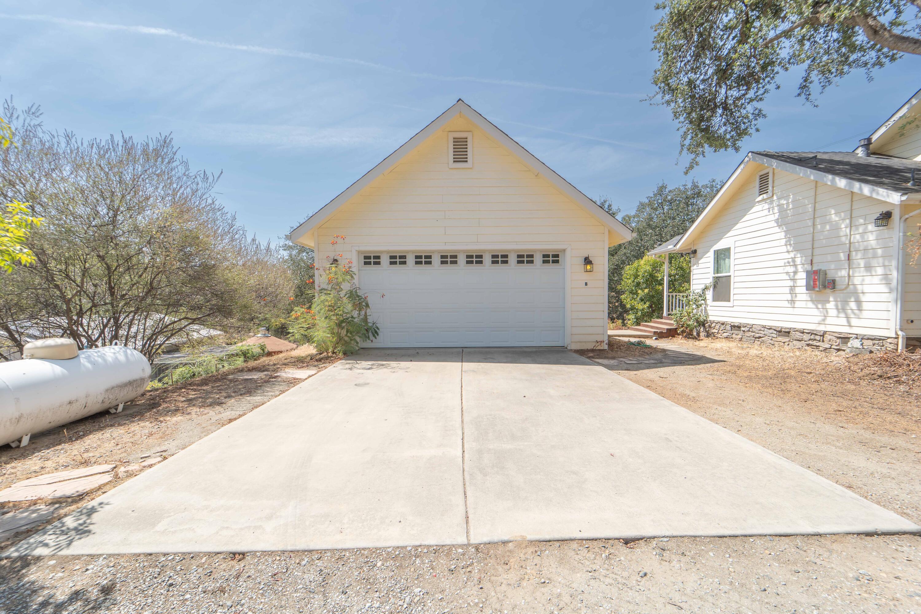 41744 South Fork Drive Three Rivers, CA 93271 - Photo 26 of 42 26