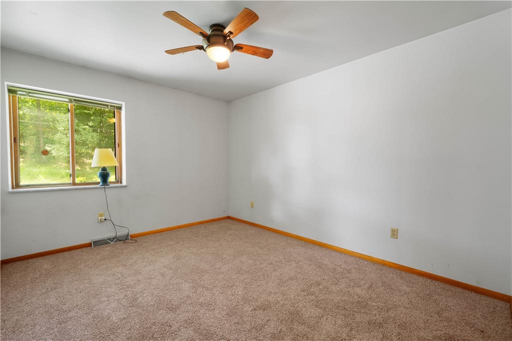 6 King Road McDonald, PA 15057 - Photo 21 of 35 2nd bedroom