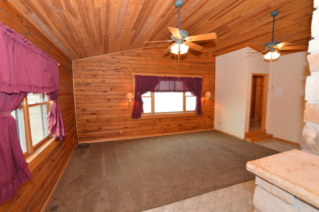 1339 Woodlawn Road Lee, IL 60530 - Photo 4 of 25