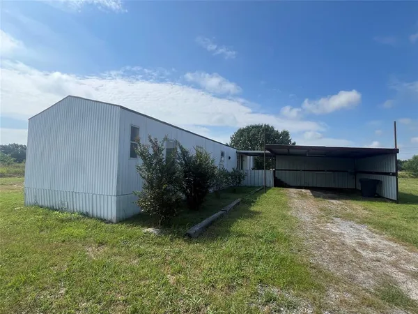 $399,900 | 8514 County Road 623, Blue Ridge, TX 75424