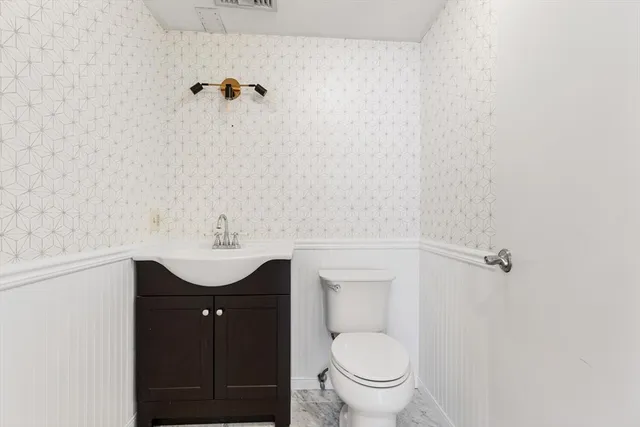 $1,349,000 | 231 Bedford Street, Lexington, MA 02420