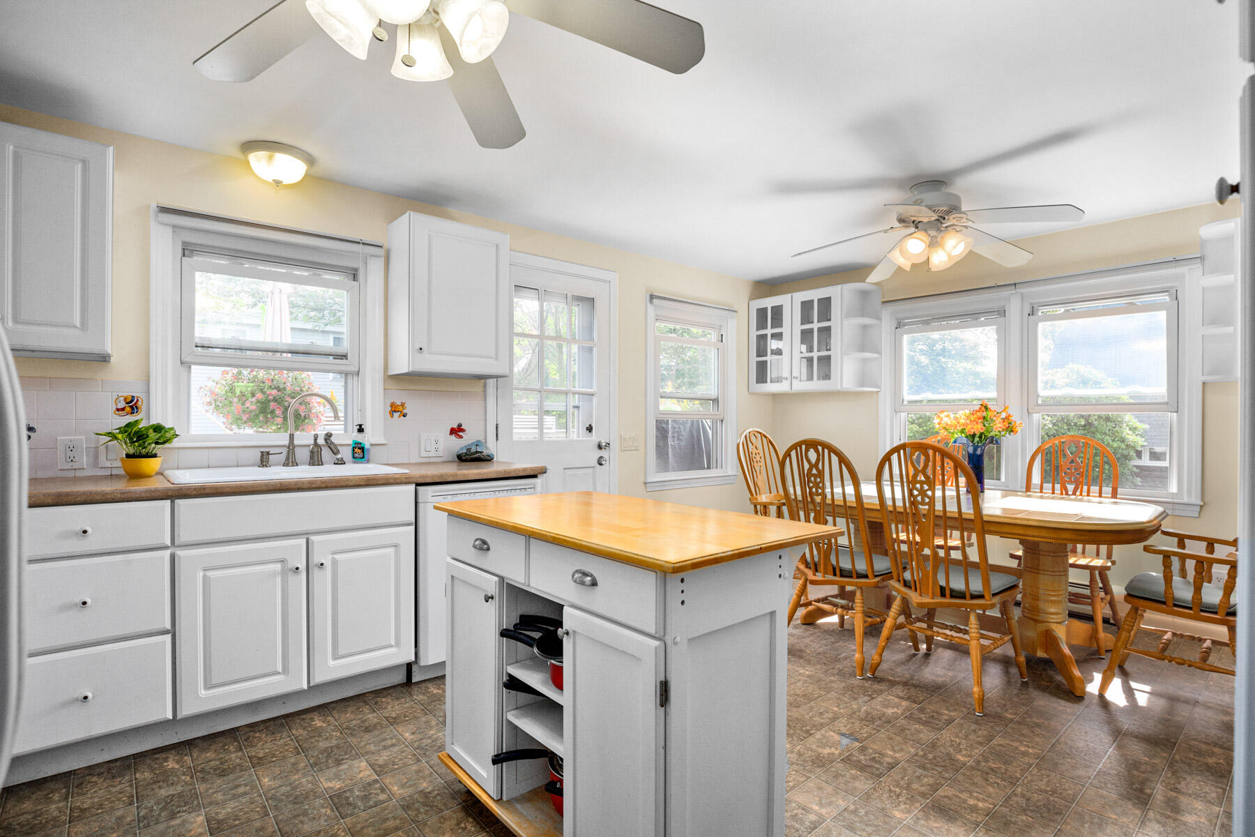32 Nubble Road York, ME 03909 - Photo 14 of 52 32 Nubble Road