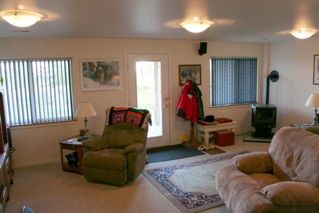 11414 West Newkirk Road Spokane, WA 99224 - Photo 3 of 9