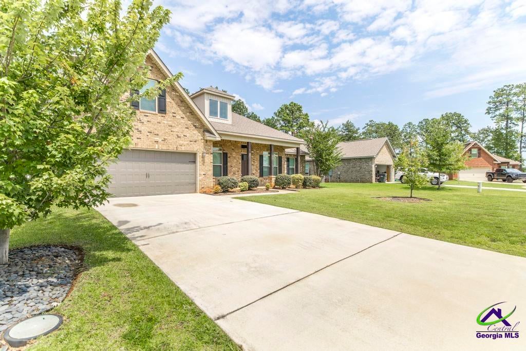121 Blue Dunn Circle Perry, GA 31069 - Photo 3 of 37 Gallery Image 3