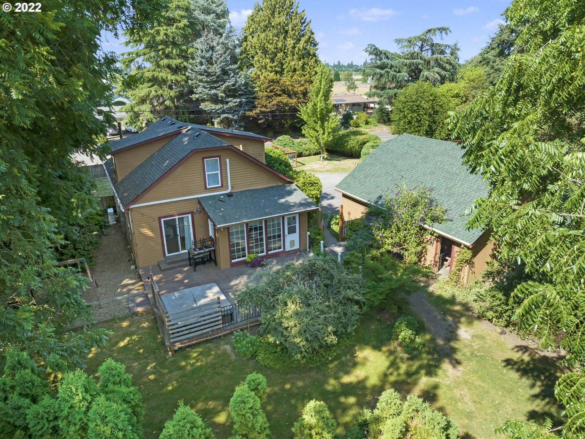 1689 Southwest Stringtown Road Forest Grove, OR 97116 - Photo 25 of 28 a top view of a house with a yard