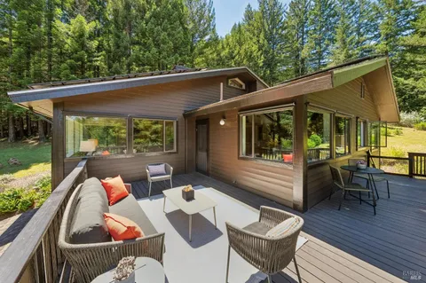 $1,600,000 | 2975 Joy Road, Occidental, CA 95465