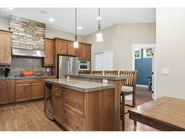 $779,900 | 35810 Chinook Street, Sandy, OR 97055