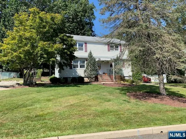 $2,400 | 5 North 3rd Street, Unit B, Park Ridge, NJ 07656