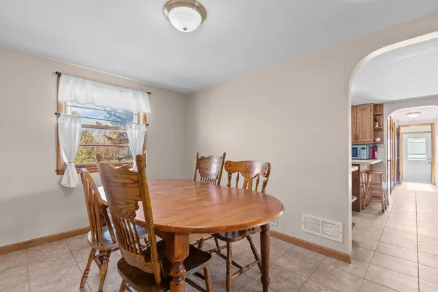 $269,900 | 2530 Barbara Avenue, Appleton, WI 54915