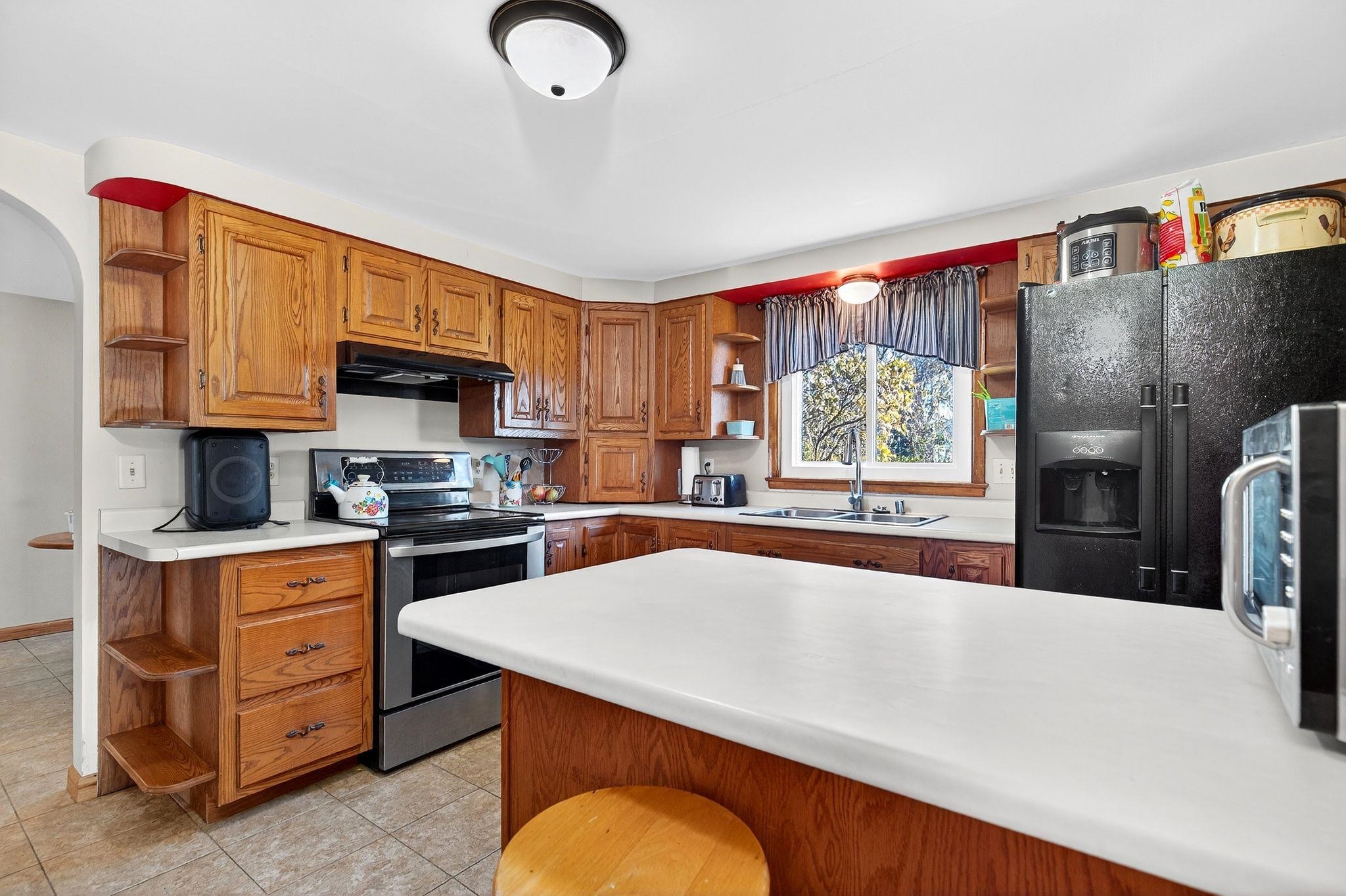 2530 Barbara Avenue Appleton, WI 54915 - Photo 14 of 32