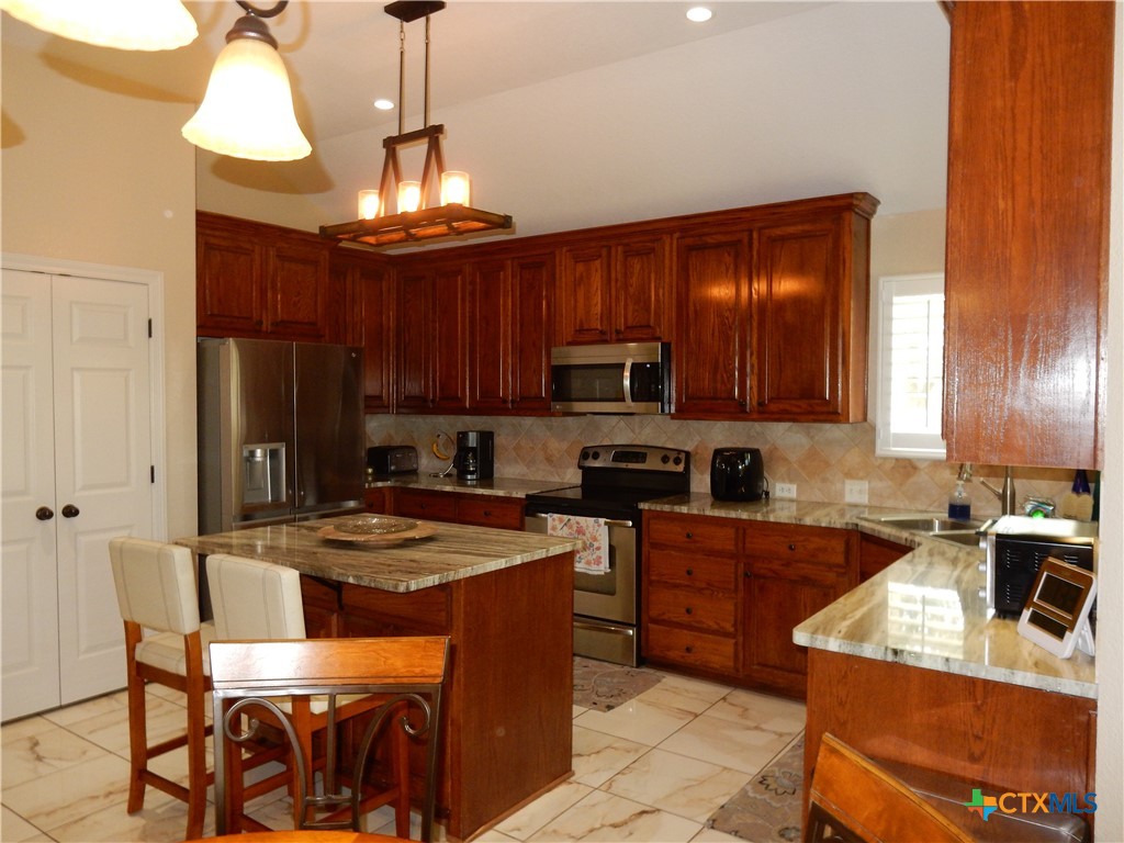 5128 April Dawn Temple, TX 76502 - Photo 10 of 48