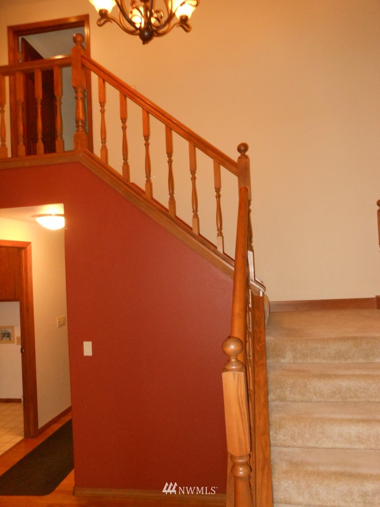 10309 Ridge Place Sedro-Woolley, WA 98284 - Photo 14 of 15 Gallery Image 14