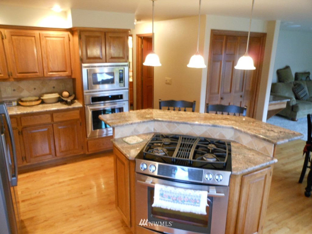 10309 Ridge Place Sedro-Woolley, WA 98284 - Photo 6 of 15 Gallery Image 6