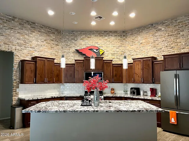 $585,500 | 817 West Ardmore Road, Phoenix, AZ 85041