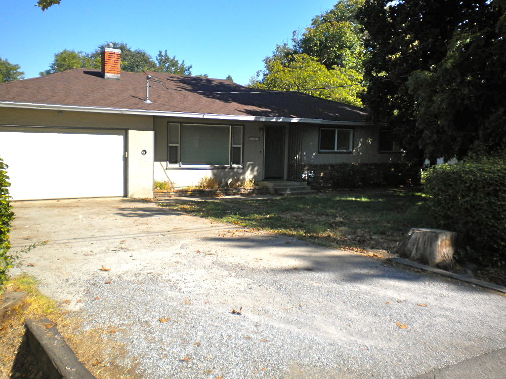 5145 Bidwell Road Redding, CA 96001 - Photo 1 of 12 Front