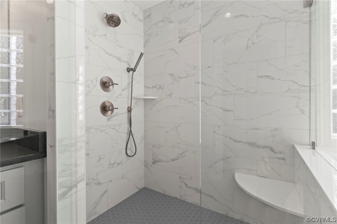 13206 Tipple Point Road Midlothian, VA 23114 - Photo 23 of 50 a bathroom with a shower