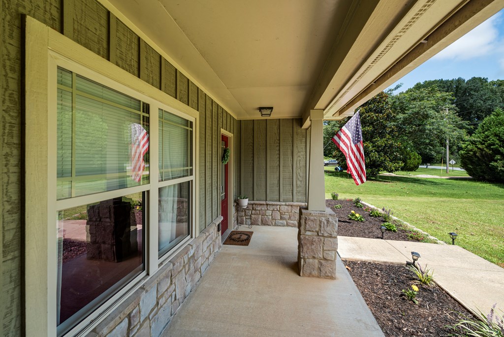 154 Owens Road Fort Mitchell, AL 36856 - Photo 4 of 42 Gallery Image 4