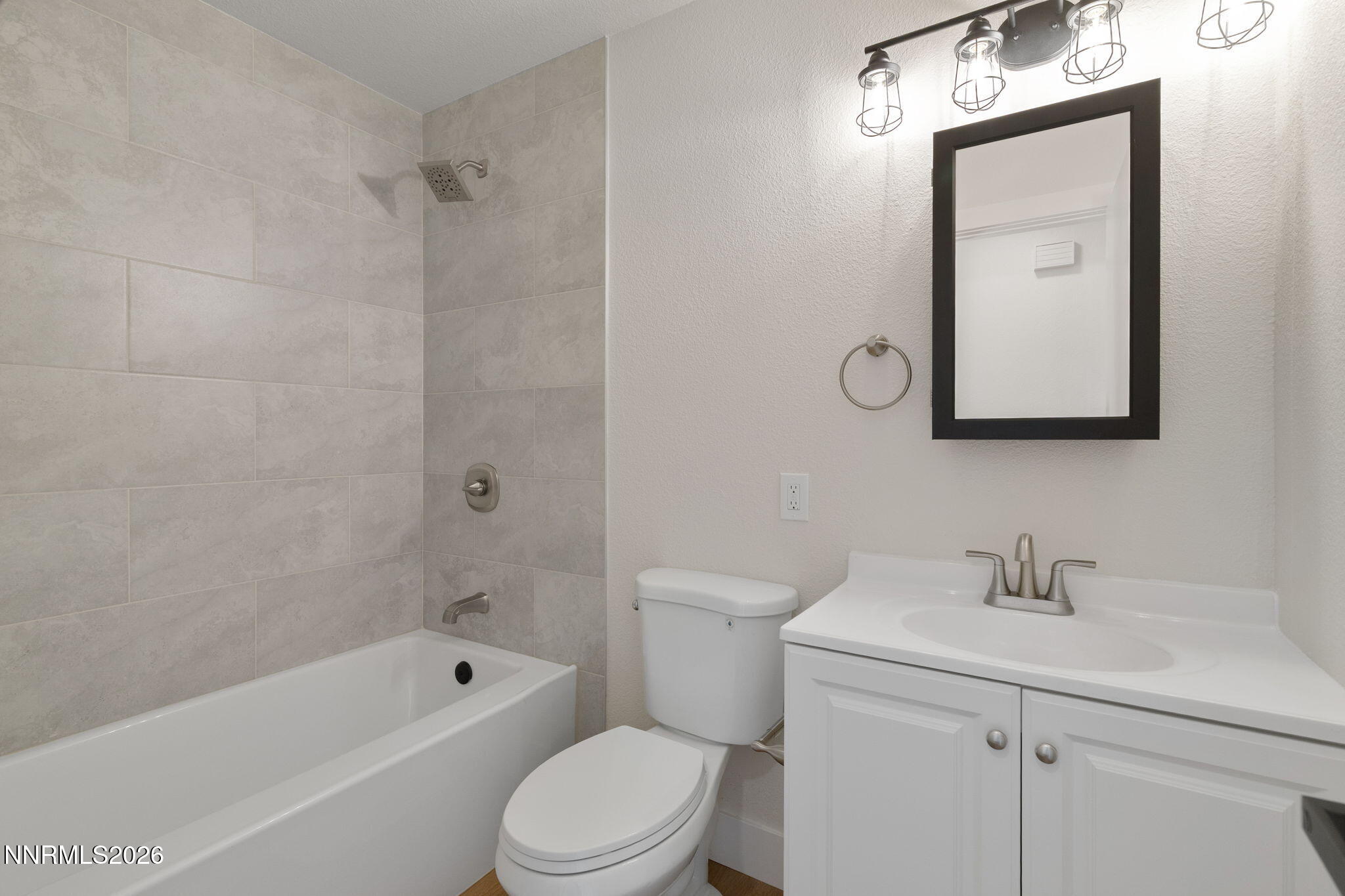 1470 Marne Drive Reno, NV 89503 - Photo 25 of 34 23-web-or-mls-0X3A1560