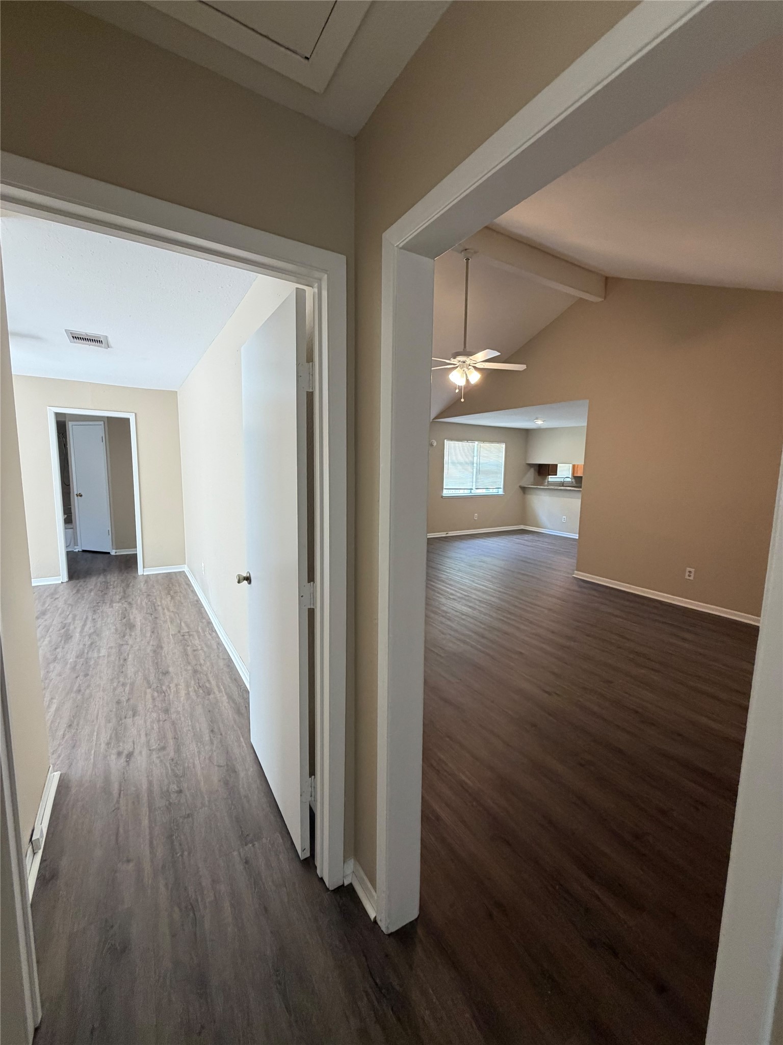 2015 Trailing Vine Road Spring, TX 77373 - Photo 14 of 28 Gallery Image 14