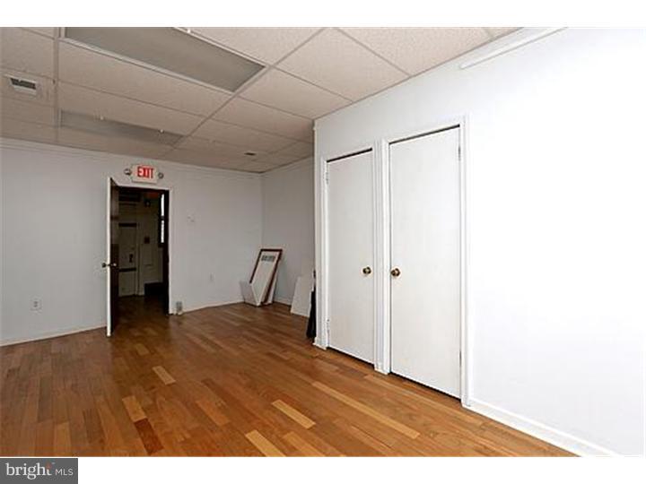 406 South 20th Street Philadelphia, PA 19146 - Photo 5 of 25 Unit #1