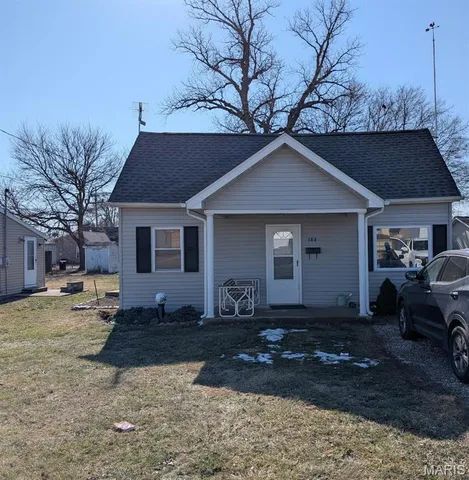 $77,000 | 104 Hazel Street, Jerseyville, IL 62052